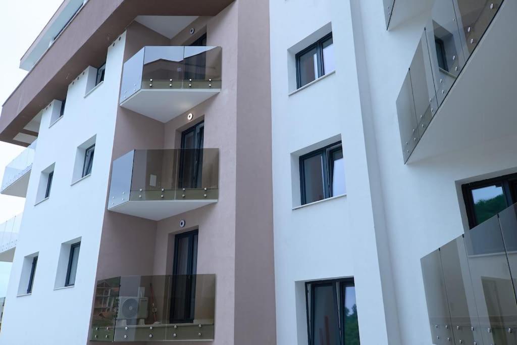 City Center Accomodation- 401 Resita Exterior foto